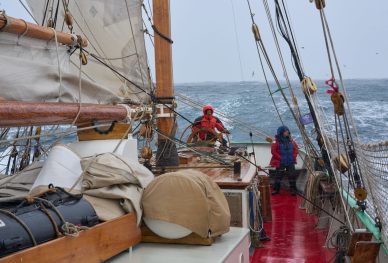 adventure sailing trips