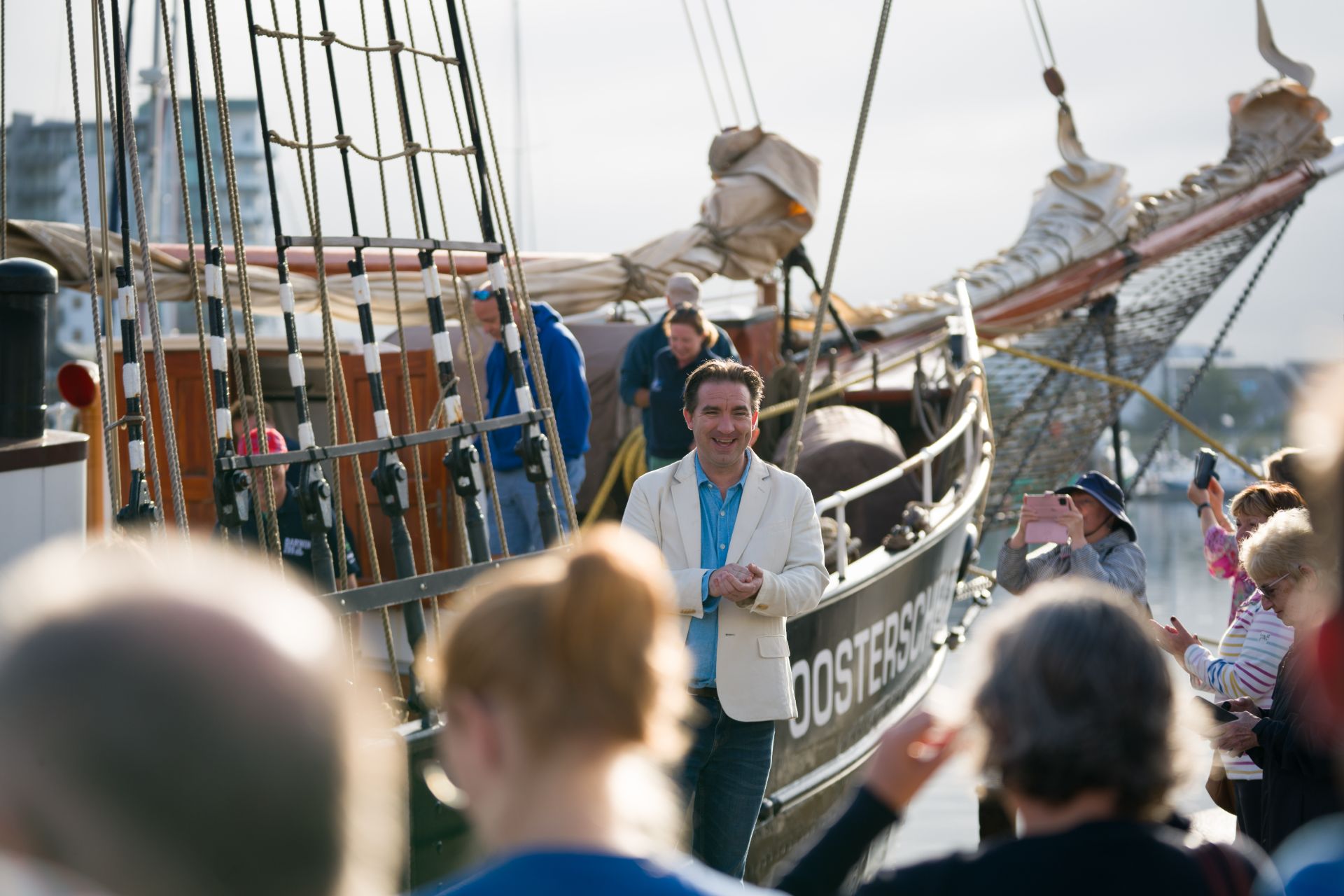 Copy of Darwin200-George_Amies3-17 (1) Another World Adventures DARWIN200